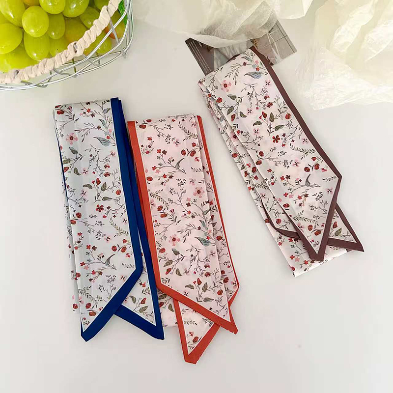 2026 Yeni Gelen Kadınlar Vinta - Scarf Silk Neck incelemesi ve fiyatı